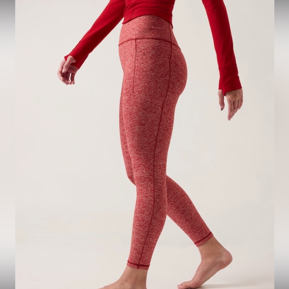 Athleta Salutation Stash Pocket II Softluxe Tight